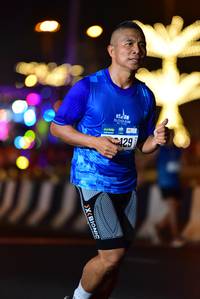 BIB: 429
                            <button type="button" onclick="openModal(20882987)" class="btn btn-primary btn-sm float-right btn-popup" data-toggle="modal" data-target=".modal-high-quality">
                        <i class="fas fa-shopping-cart"></i> Add to Cart
                    </button>
                                            <button type="button" onclick="isThisMe(20882987, true)" class="btn btn-success btn-sm float-right btn-popup btn-isme hidden" data-toggle="tooltip" data-placement="bottom" title="นี่คือรูปของคุณใช่ไหม คลิกที่นี่เพื่อเอาเข้าอัลบั้ม">
                        <i class="fas fa-plus"></i> Add to album
                    </button>
                    <button type="button" onclick="isThisMe(20882987, false)" class="btn btn-warning btn-sm float-right btn-popup btn-isnotme hidden">
                        <i class="fas fa-ban"></i> Remove from album
                    </button>